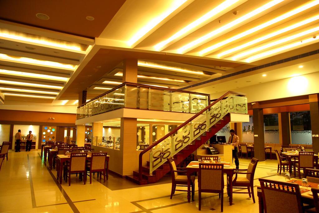 Hotel Aida Котаям Екстериор снимка