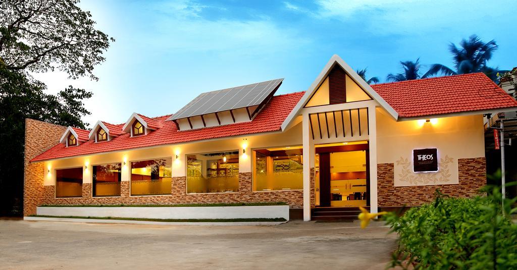 Hotel Aida Котаям Екстериор снимка